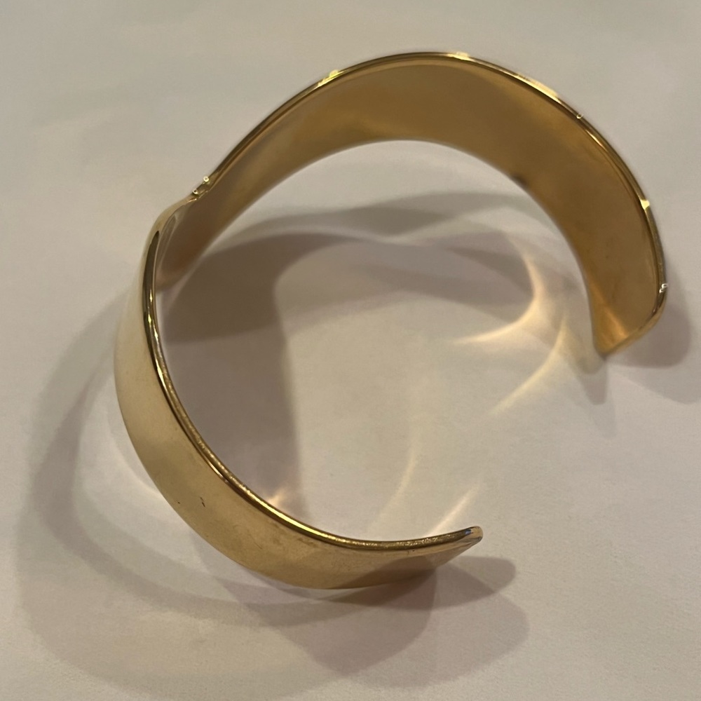 Pierre Cardin Gold Bracelet - Picture 13 of 13